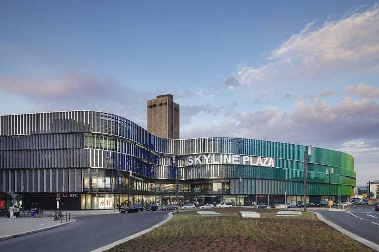 Skyline Plaza