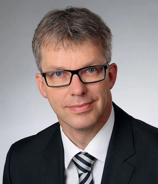 Jörn Peter Lass nun Professor