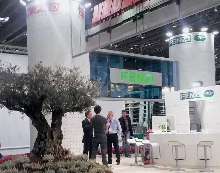 Warme Kante für hohe Automation in der Fertigung