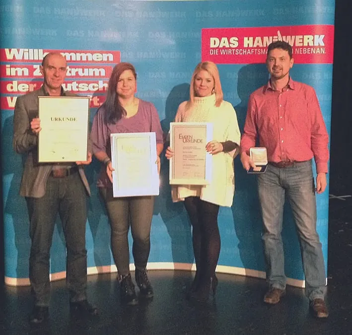 Schmitt-Steitz: Bessere Leistungen in Praxis als Theorie