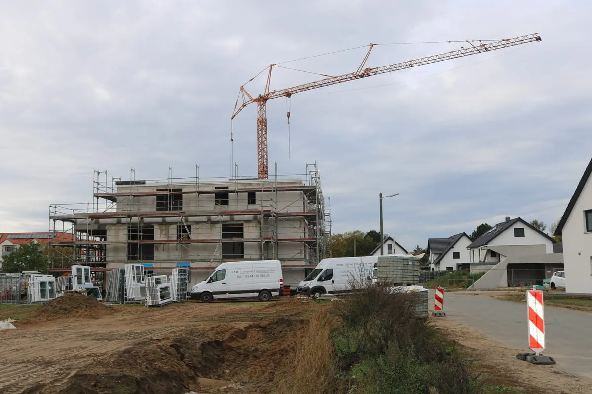 Zahl der Baugenehmigungen legt um 2,2 Prozent zu