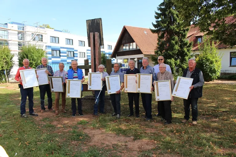 Elf Tischlermeister der Klasse 1969