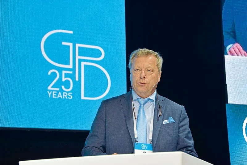 Glaston mit steigendem Auftragseingang