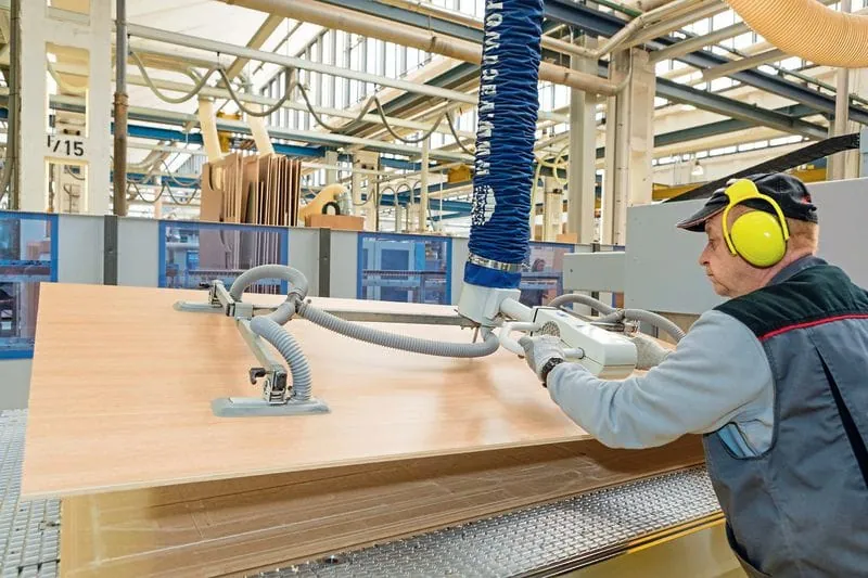 J. Schmalz: mit Vakuum aufspannen und handhaben