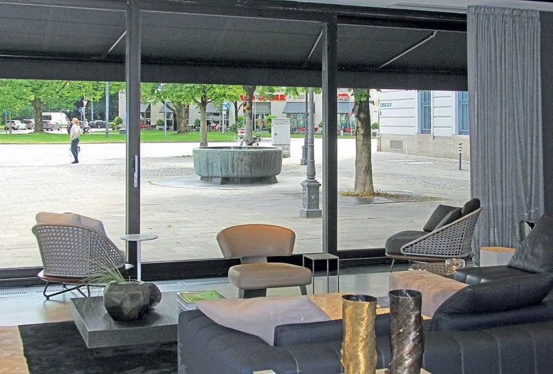 In der Brille längst Standard, in der Fassade mit klaren Vorteilen