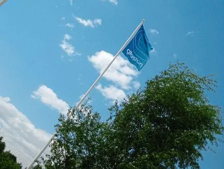 Strategische IKT-Partnerschaft unterzeichnet