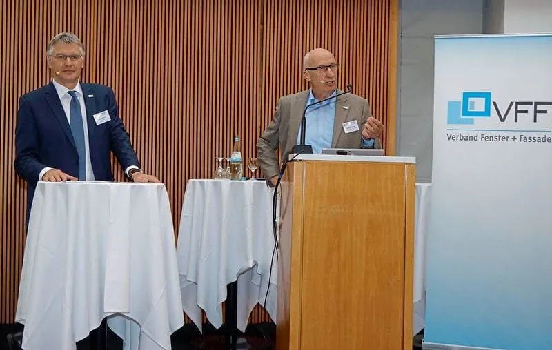 Die Komplexität des Bauens als Herausforderung im Fensterbau