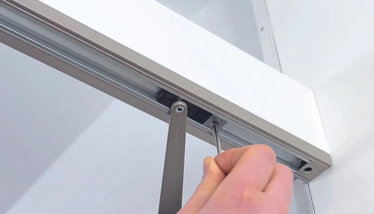 Wie Sie eine Türdämpfung einfach nachrüsten