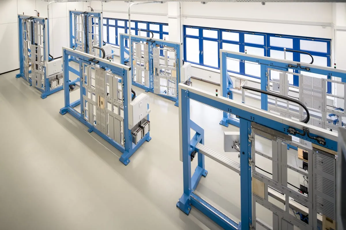 Auditiertes Prüflabor bei Assa Abloy in Betrieb