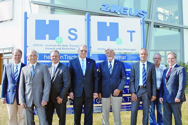 Aufsichtsrat für Holzfachschule