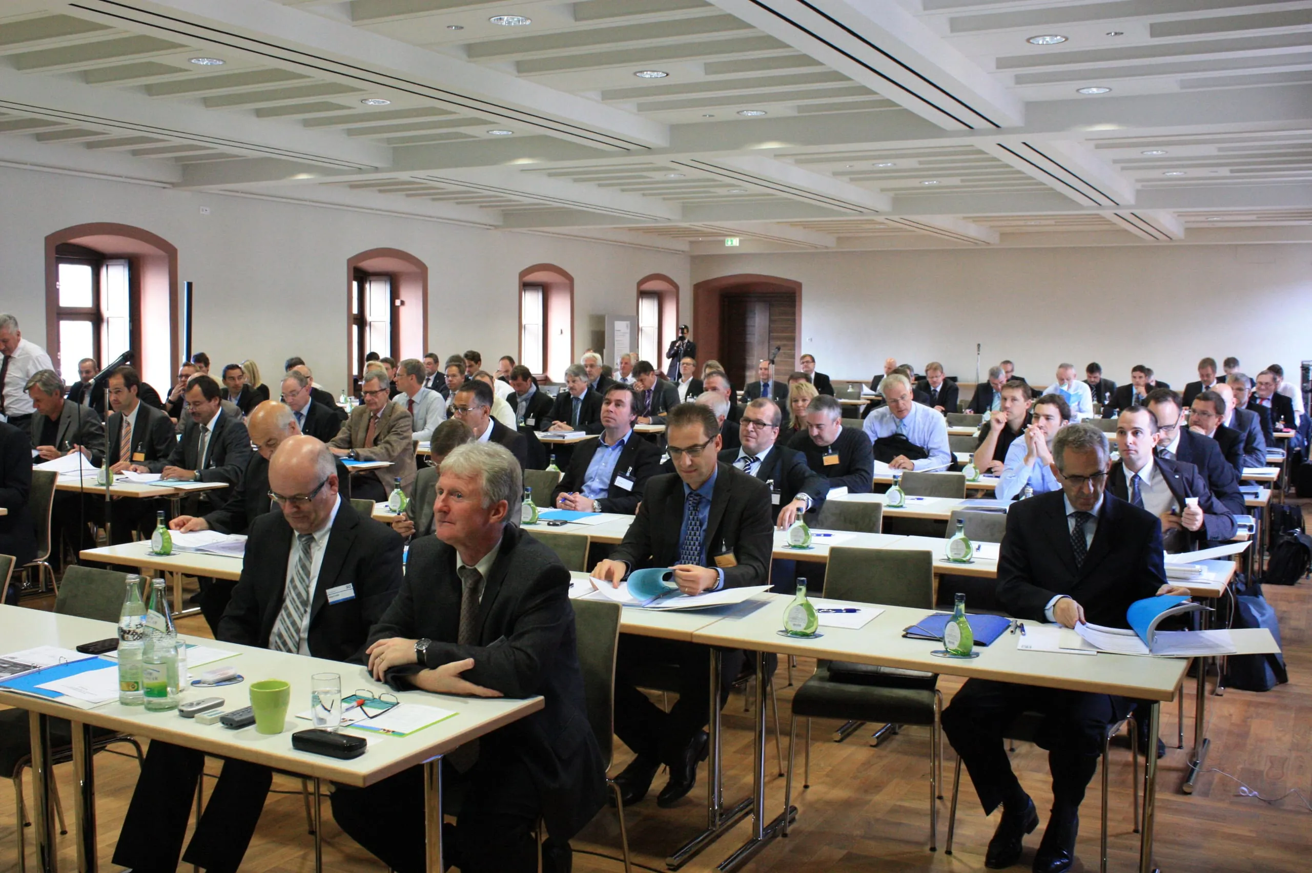 Prowindo Branchenforum Kunststofffenster steht an