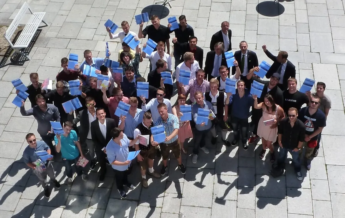 Vilshofen feiert seine Glaser und Fensterbauer