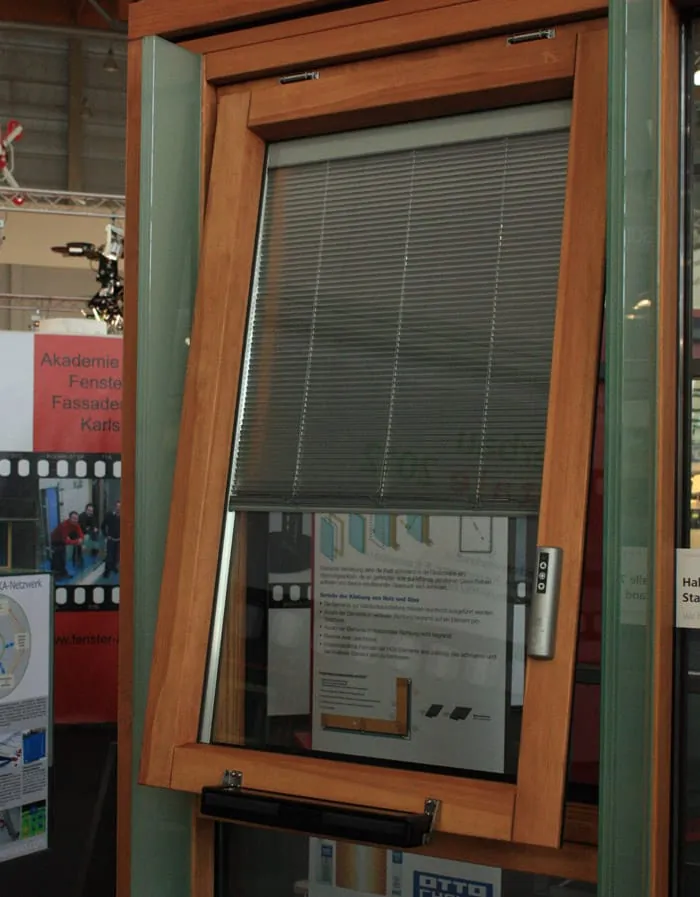 Rahmenmaterialübergreifende Marketingkampagne fürs Fenster