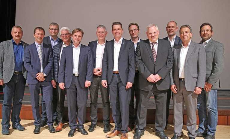 Der neu gew&auml;hlte Vorstand des ift Rosenheim.
