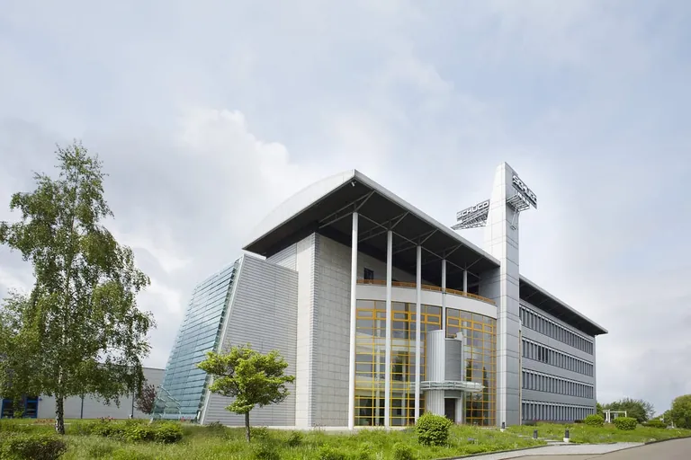 Zentrale von Sch&uuml;co Polymer Technologies in Wei&szlig;enfels