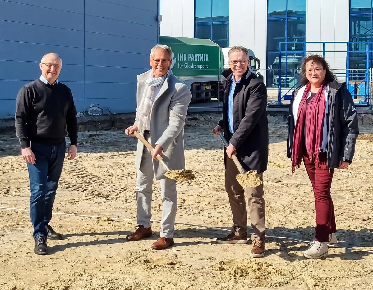 Semco setzt Spatenstich für Neubau in Westerstede