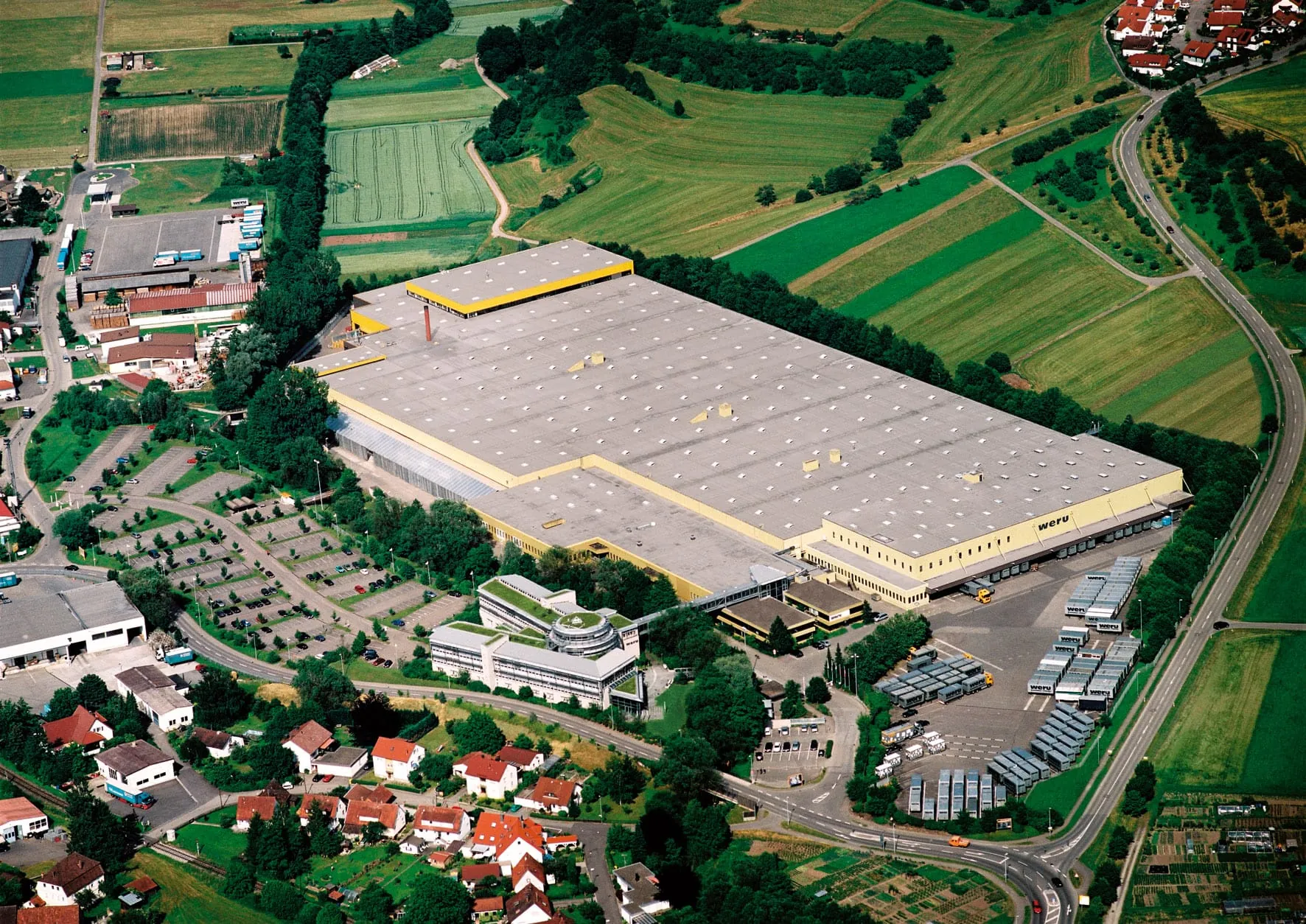 Weru übernimmt Unilux nun zu 100 Prozent