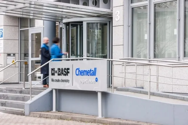 Chemetall überträgt Vertriebsaktivitäten an hebro chemie