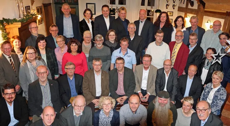 Remmers dankt Jubilaren und Pensionären