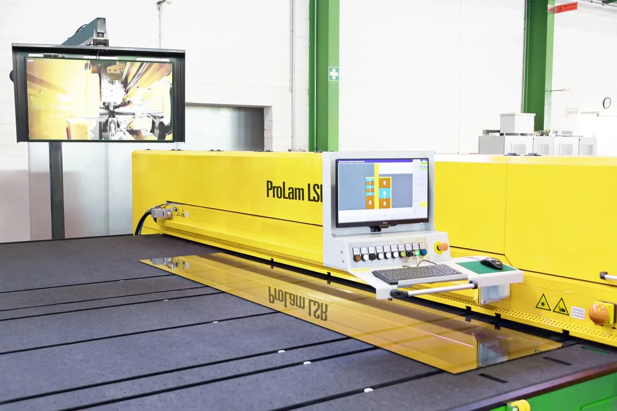 Hegla zieht Vitrum-Teilnahme zurück