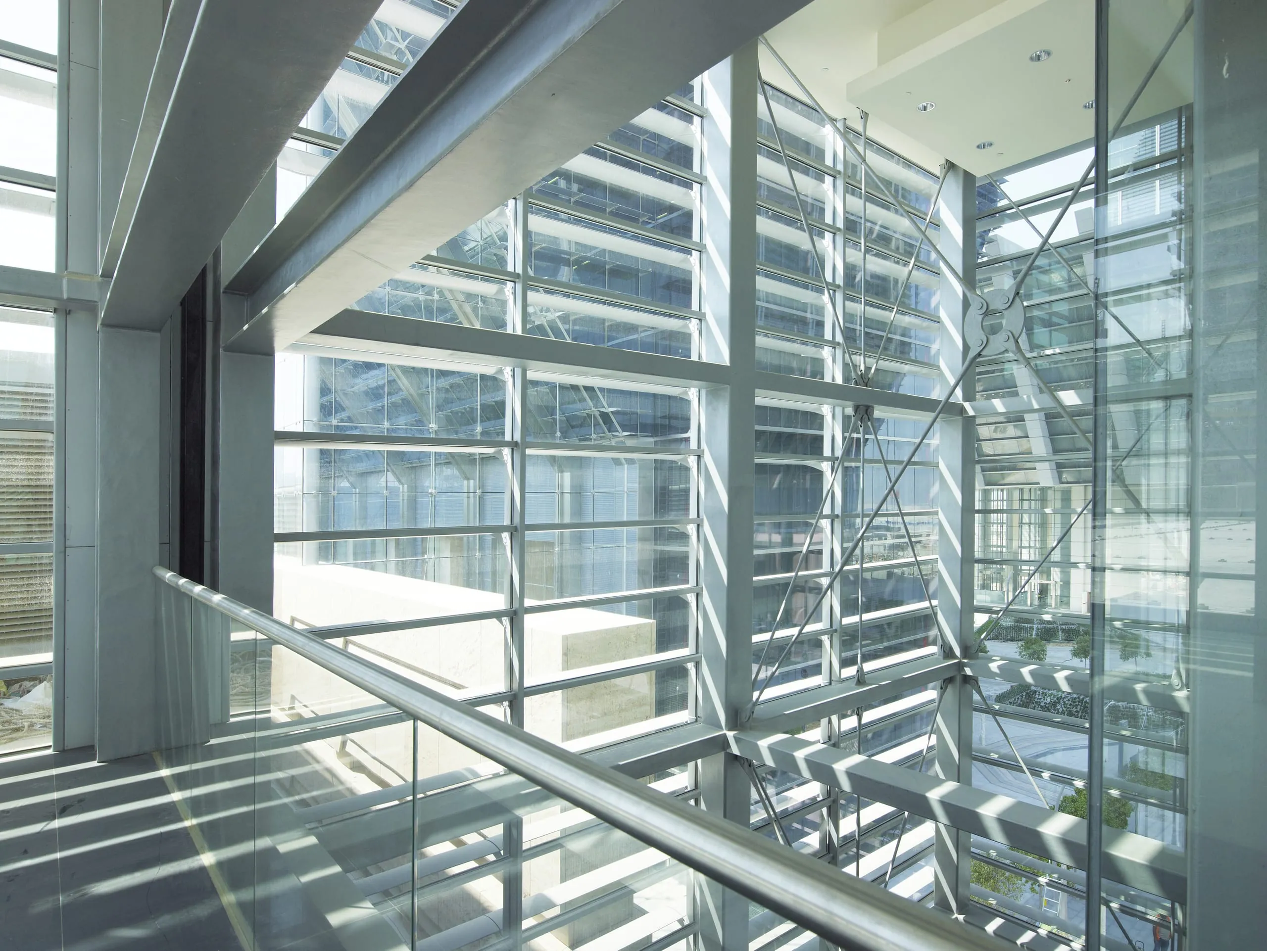 Neue Vertriebsstruktur für Architekturgläser