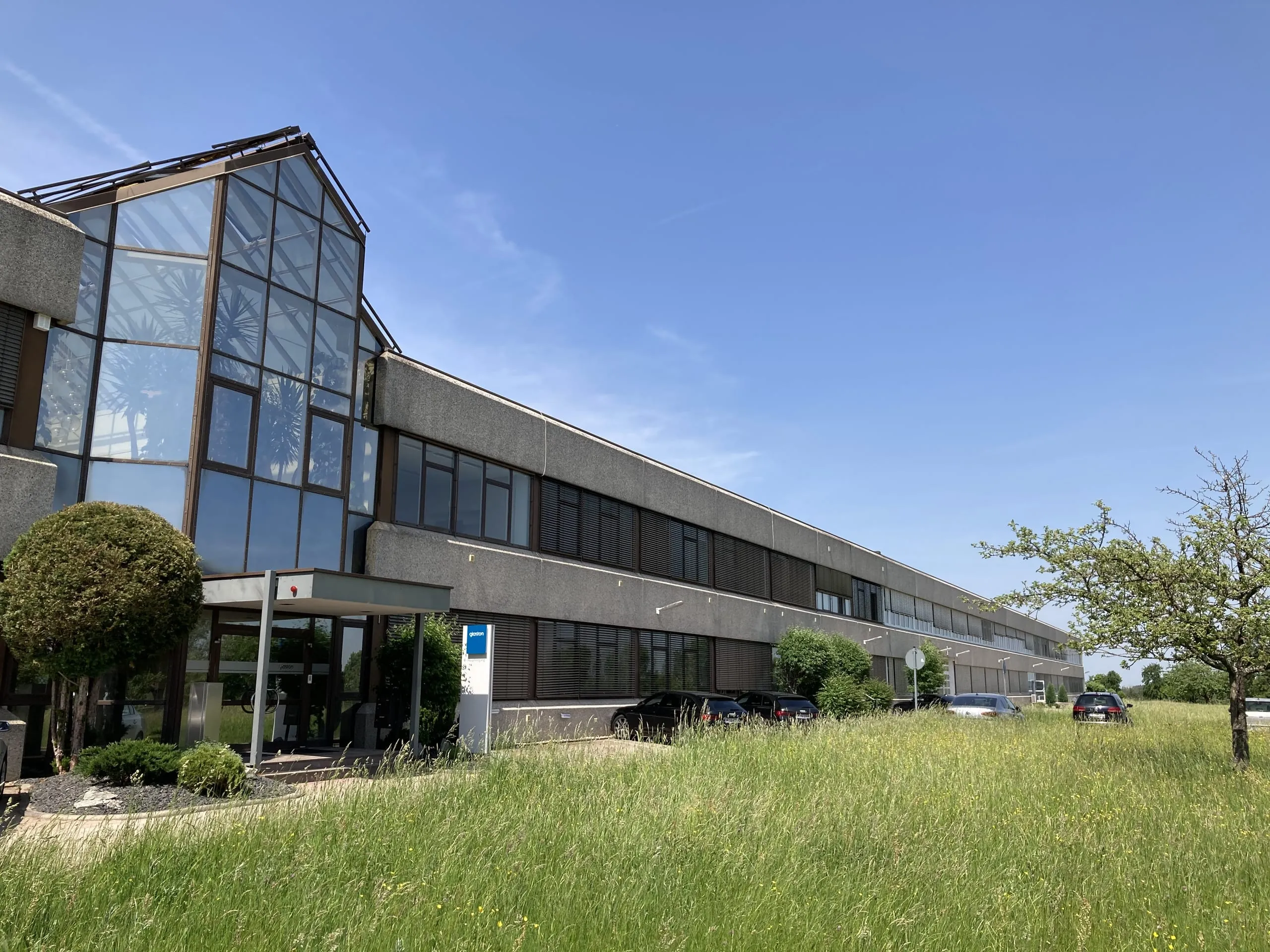 Ort mit Iso-Glas-Historie: Neuhausen-Hamberg