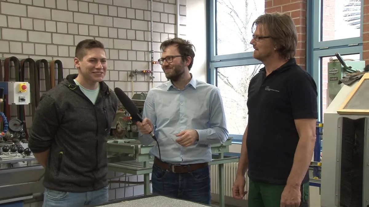 Bundessieger Fabian Beuttenmüller an Berufsschule geehrt