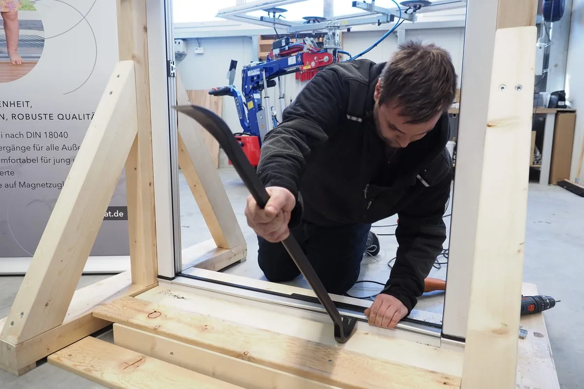 Schritt für Schritt: Zwei-Zentimeter-Schwelle auf Nullschwelle umrüsten