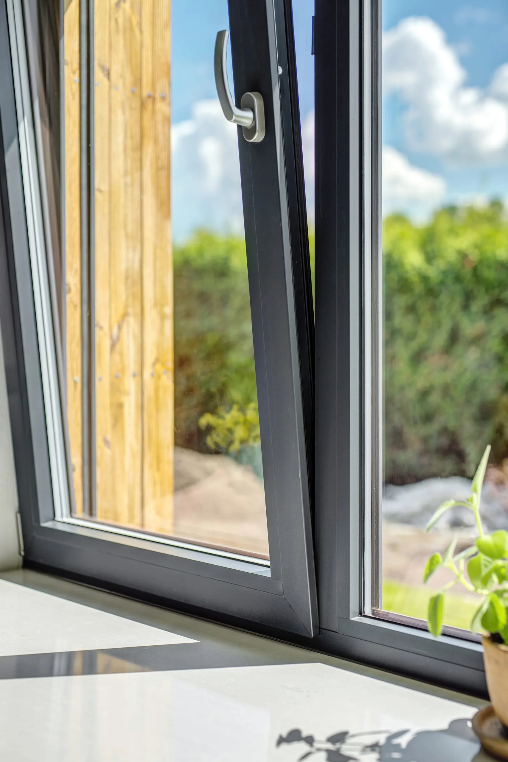 Deceuninck: Licht und Gute Wärmedämmung mit elegant Fenstern