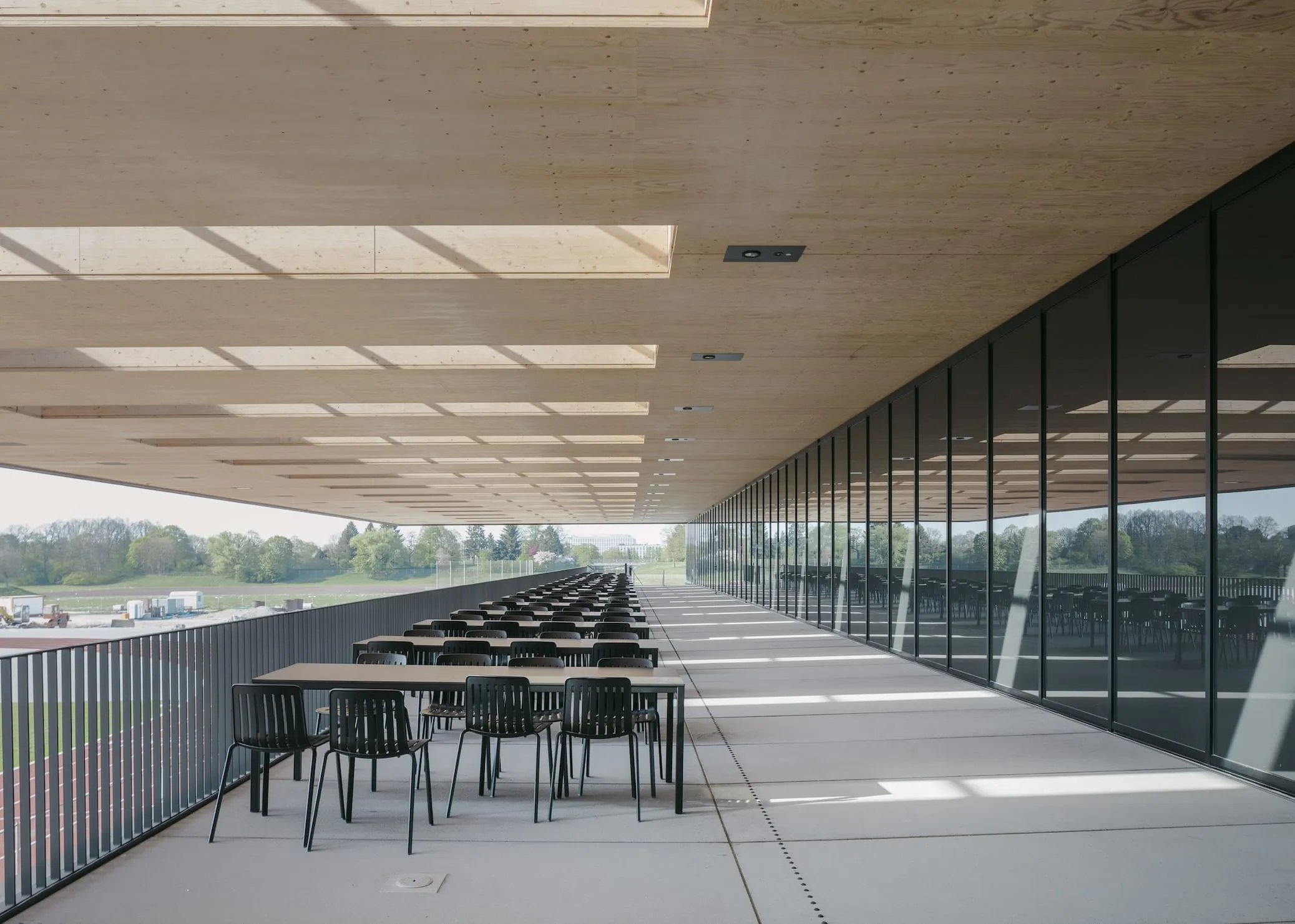 Okalux und Glas Trösch: Neues Dach- und Fassadenglas