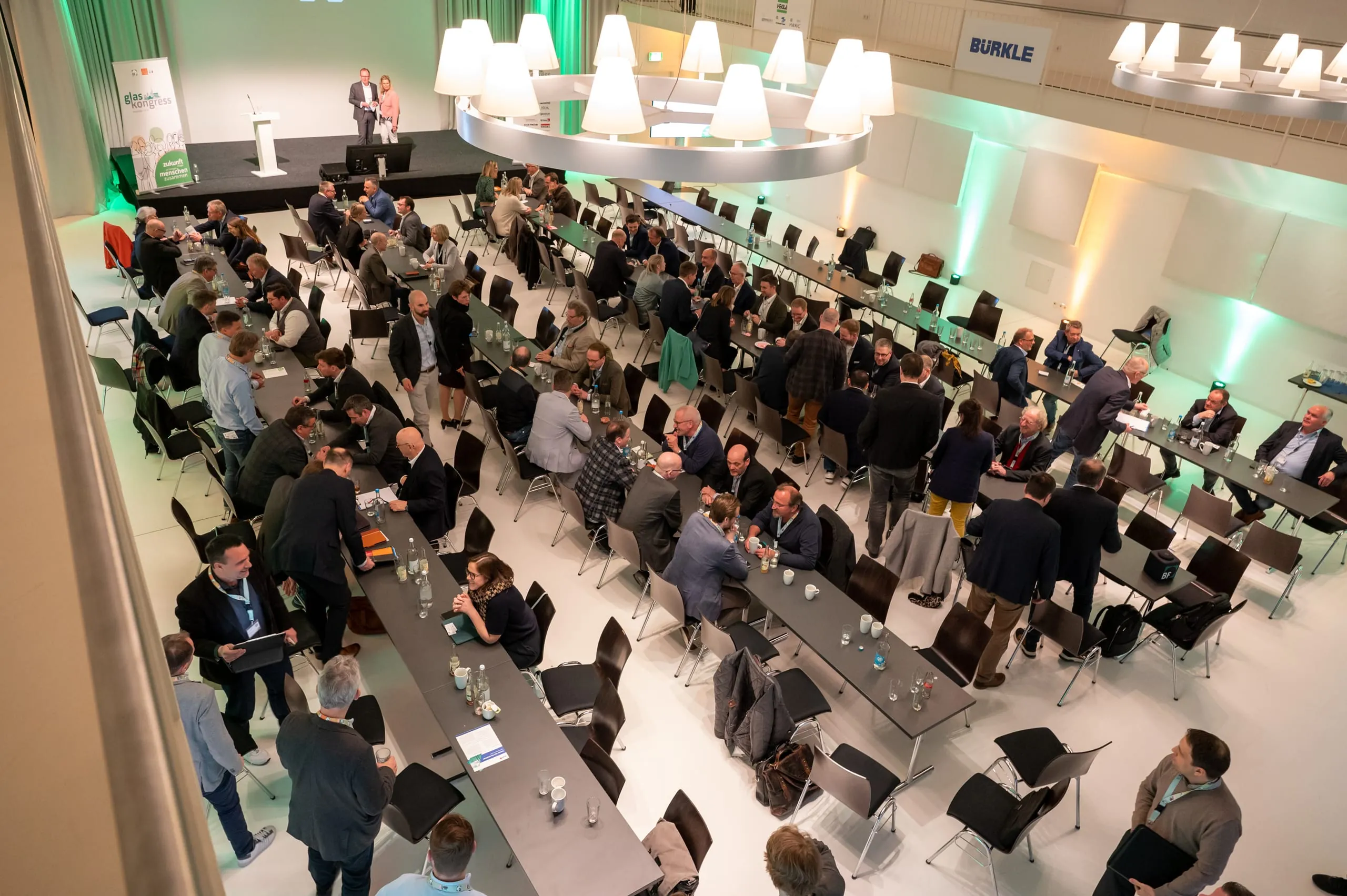 Aktuelle Symposien zu Nachhaltigkeit und Vogelschutz