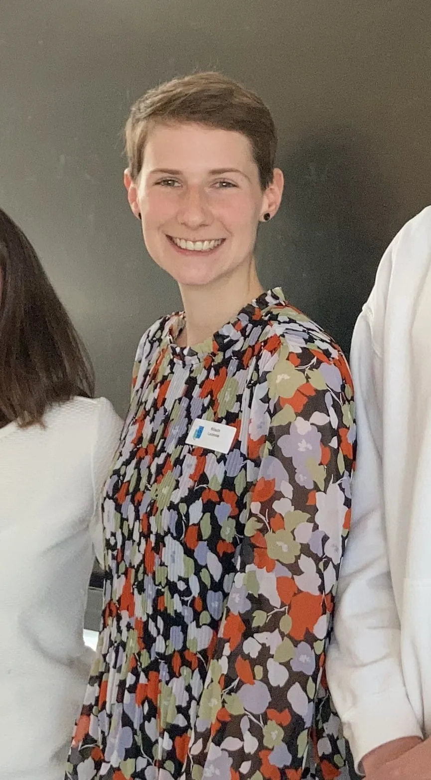 Gemeinde zeichnet Meisterschülerin mit Ehrennadel aus