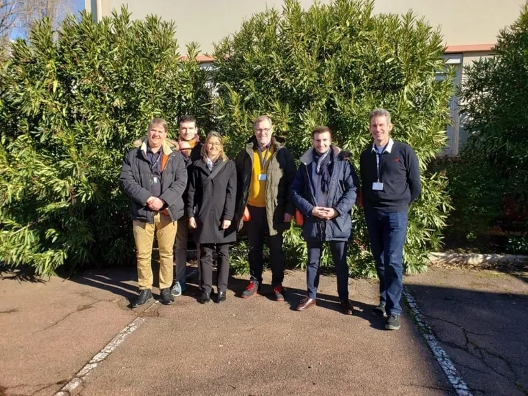 Das Projekt-Team (v.l.n.r.): Richard Baudouin (Meraxis), Alexandre Thillou (Kem One), Karine Paillot (Kem One), Peter Voth (Rehau), Mickael Laurent (Kem One), Martin Sonntag (Rehau).