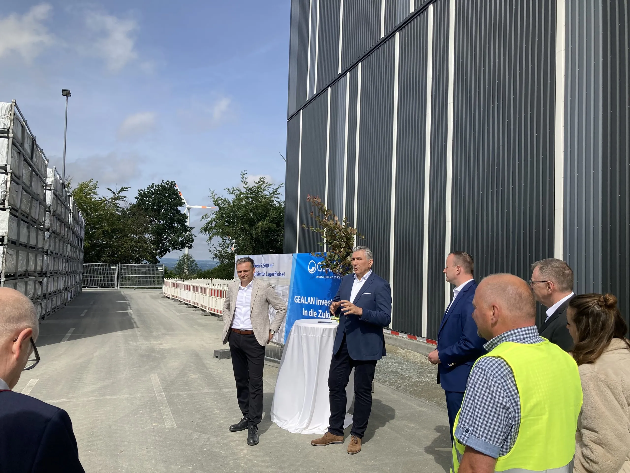 Fotostrecke: Gealan weiht Hochregallager ein
