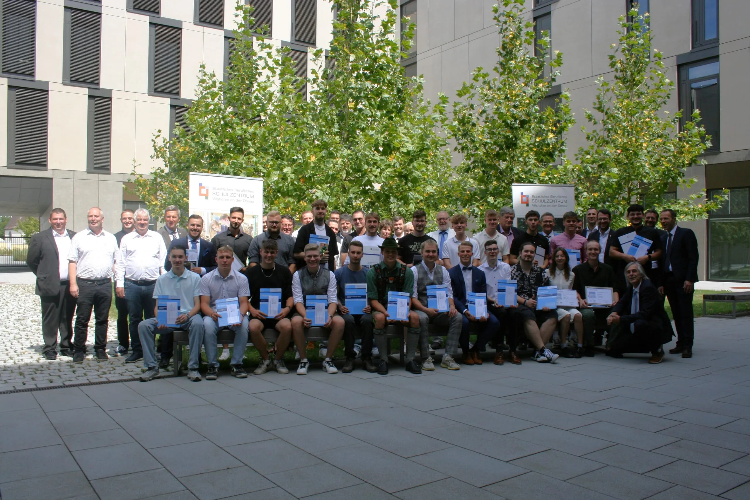 Abschlussfeier für Glaser- und Fensterbauer-Gesellen in Vilshofen