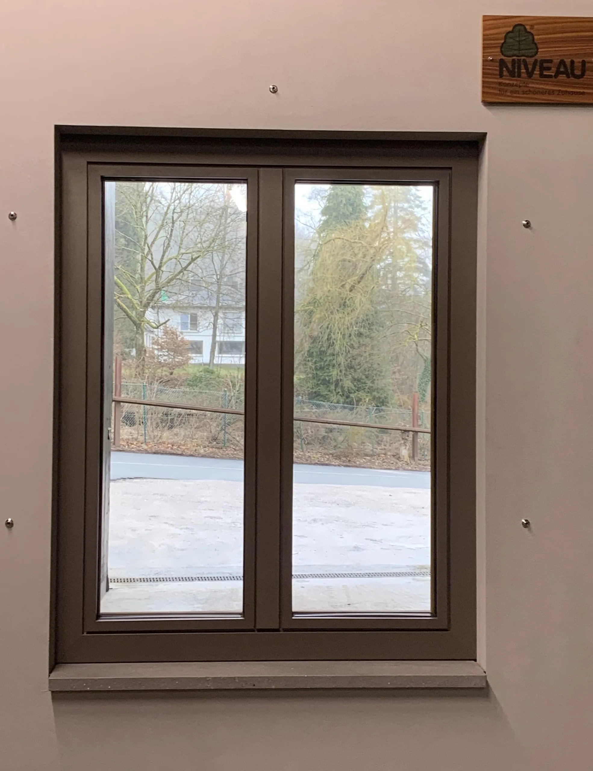 Neues Holz/Alu-Fenster von Niveau in Fichte Altholz