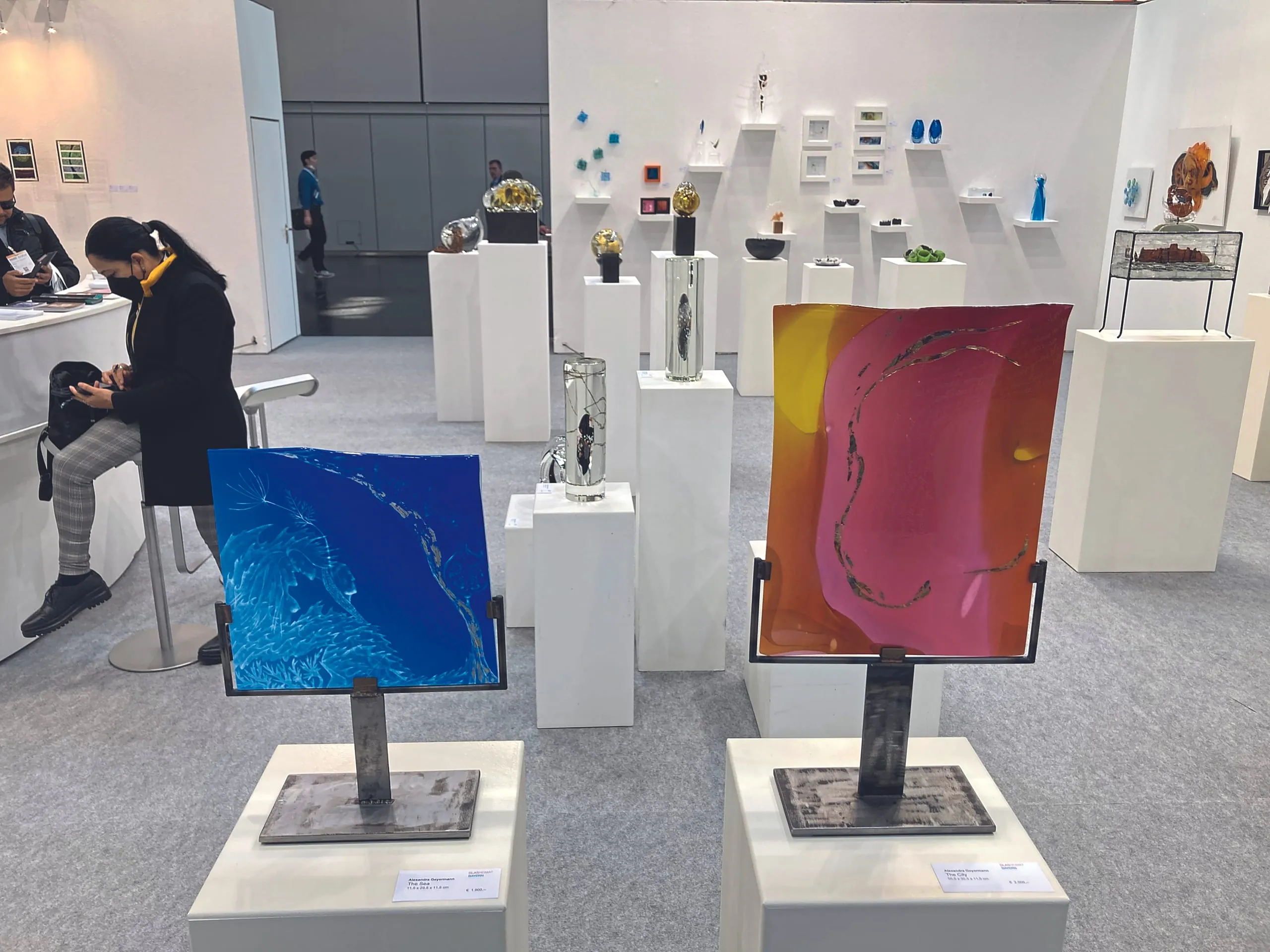 Eine Sonderausstellung pr&auml;sentiert au&szlig;ergew&ouml;hnliche Kunstwerke und Objekte internationaler Galerien.