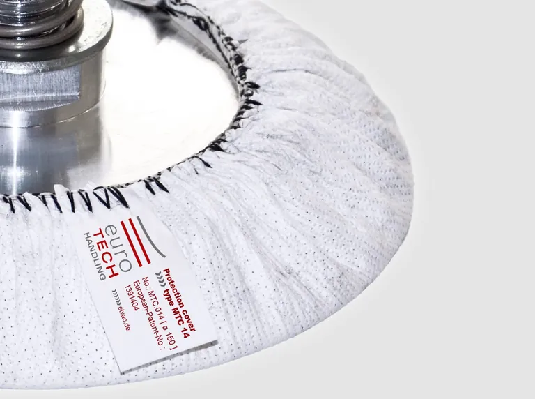 Die MTC-Schutz&uuml;berz&uuml;ge werden direkt &uuml;ber die Saugplattendichtungen gezogen. Im Sortiment befinden sich viele verschiedene Gr&ouml;&szlig;en &ndash; auch f&uuml;r ovale Sauger.