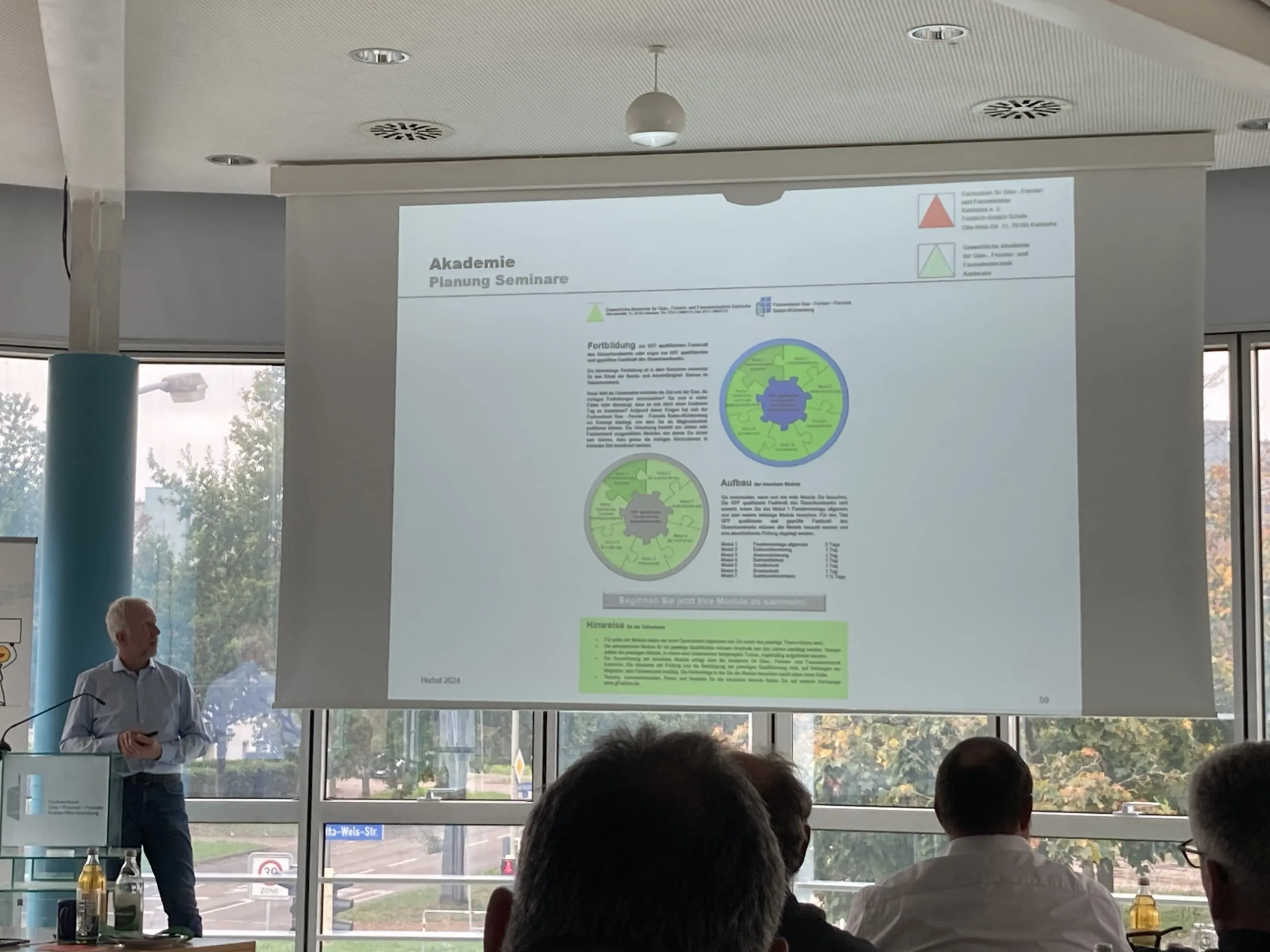 Roto unterstützt Fachschule des GFF BW