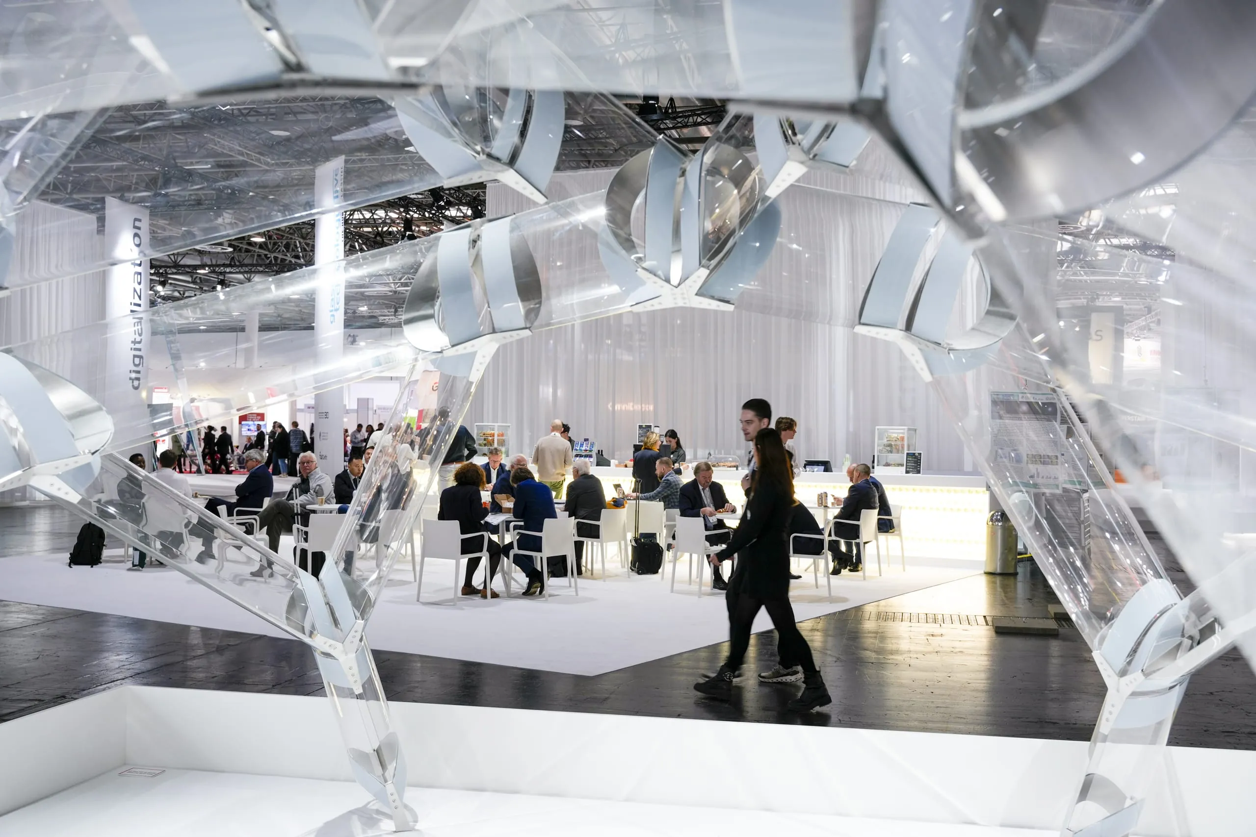 Glasbranche: Starke Präsenz auf der glasstec 2024