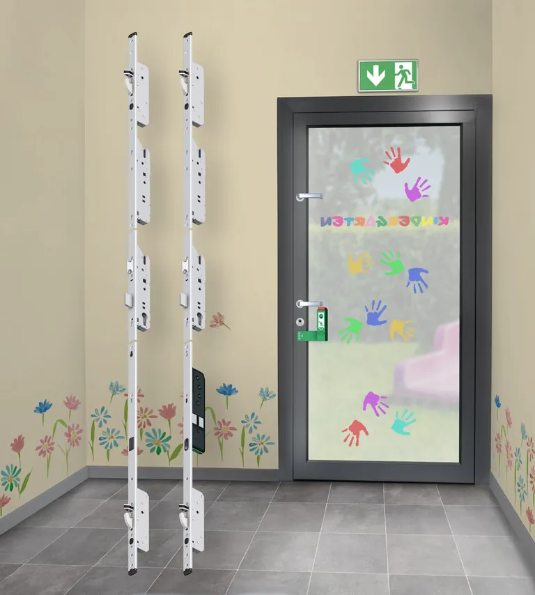 Die Automatik-Mehrfachverriegelung Autosafe 835P mit Doppel-Dr&uuml;cker und Panikfunktion steht jetzt in der Variante Typ 10 mit der Duo Secure-Verriegelung zur Verf&uuml;gung.