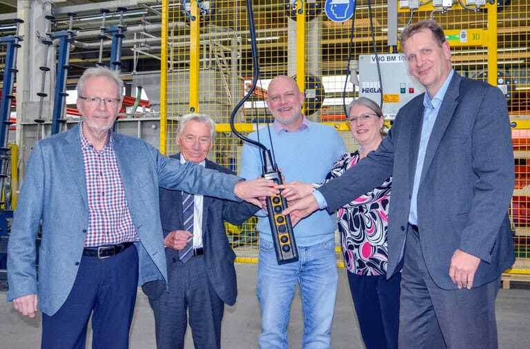 Neue Zusammenarbeit nach über 50 Jahren Geschäftspartnerschaft: Kurt Horn, Günter Weidemann, Robert Horn, Julia Geburzi-Horn, Sven Völlmer (v.l.n.r.).