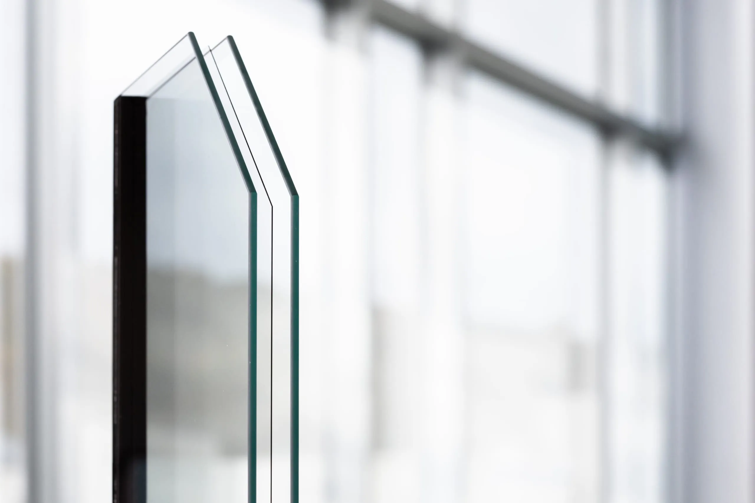 Glas Trösch präsentiert Dünnglas-Innovation