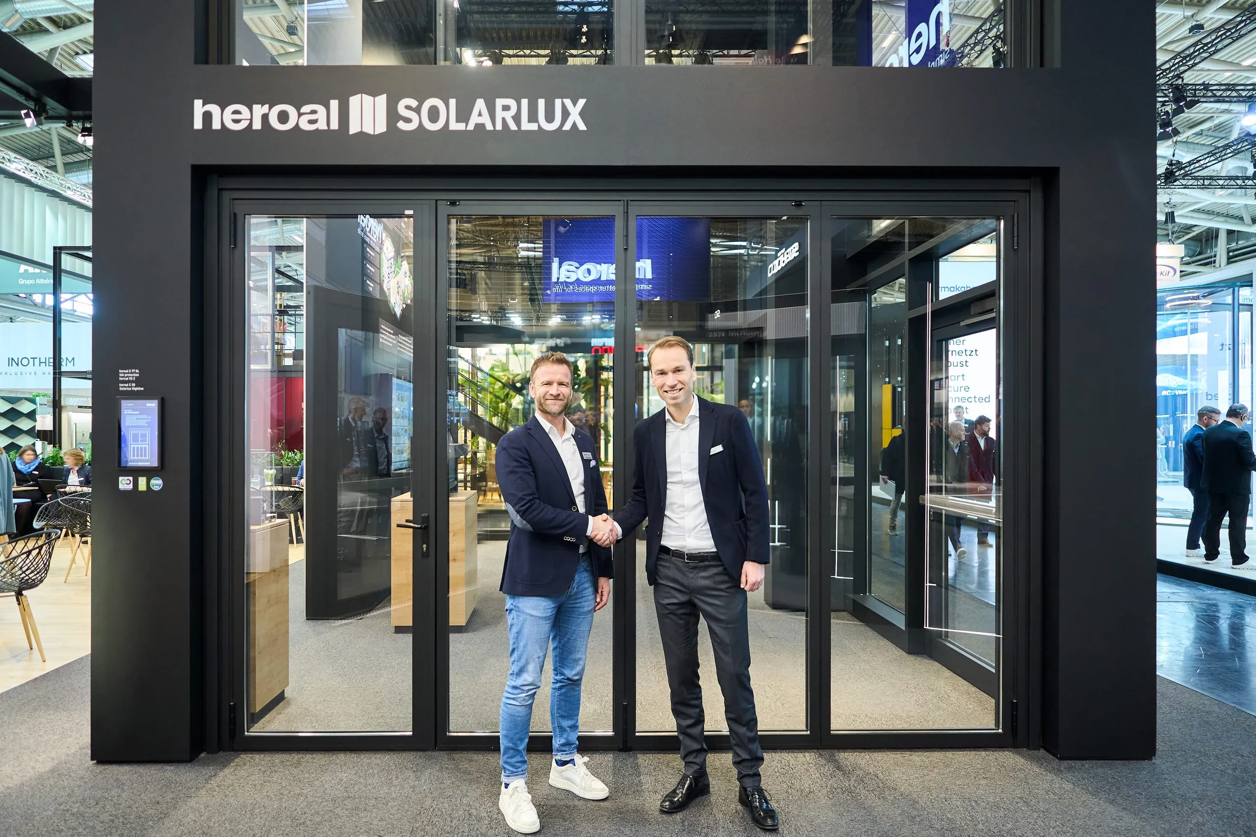 Heroal und Solarlux gehen strategische Kooperation ein