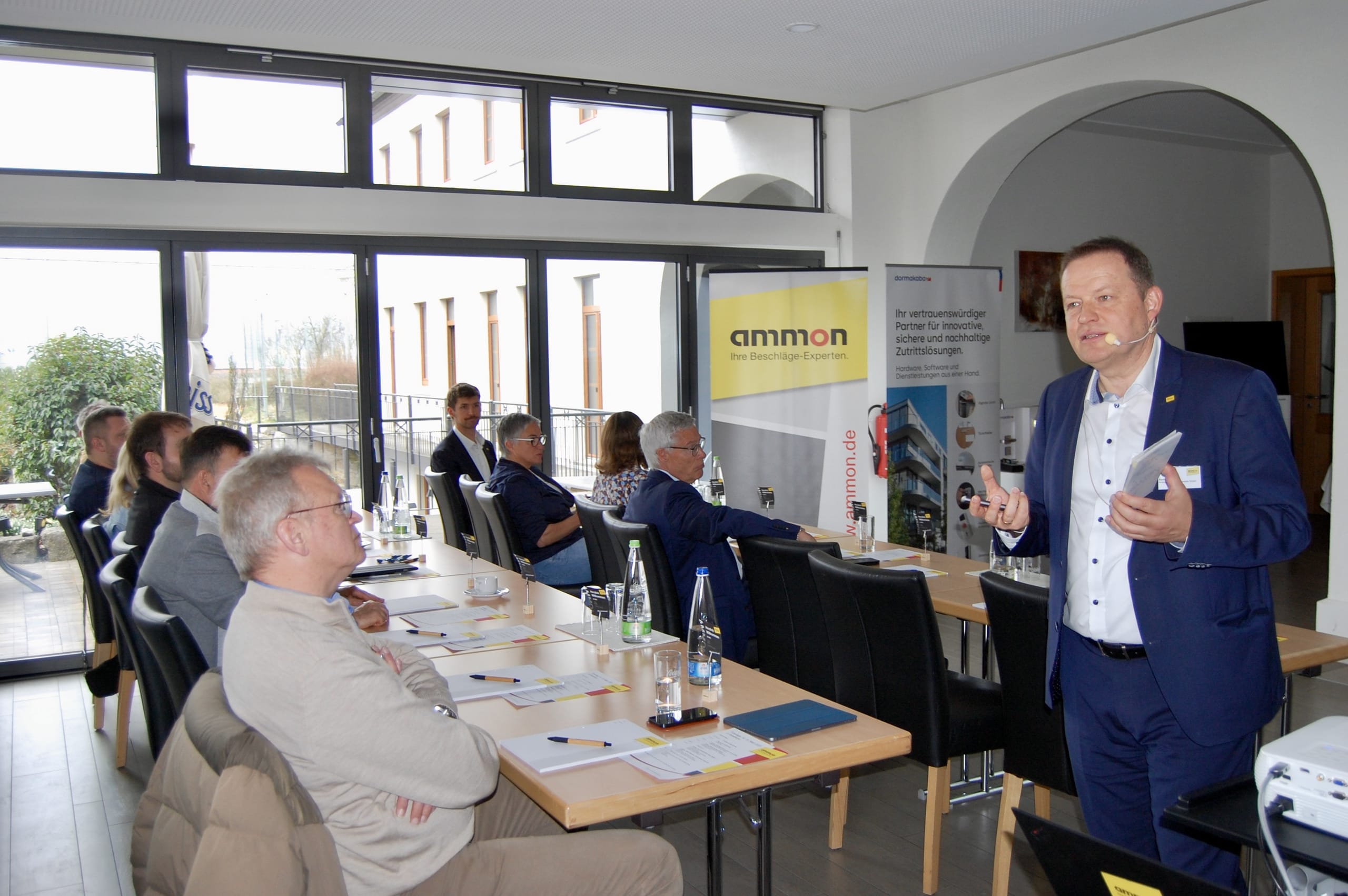 Konrad Fritz führte durchs Programm und sagte: "Ziel ist es immer, ein sehr abwechslungsreiches Programm darzustellen."