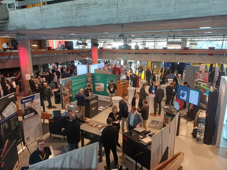 Auf der Fachausstellung pr&auml;sentierten rund 40 Aussteller ihre Produkte.