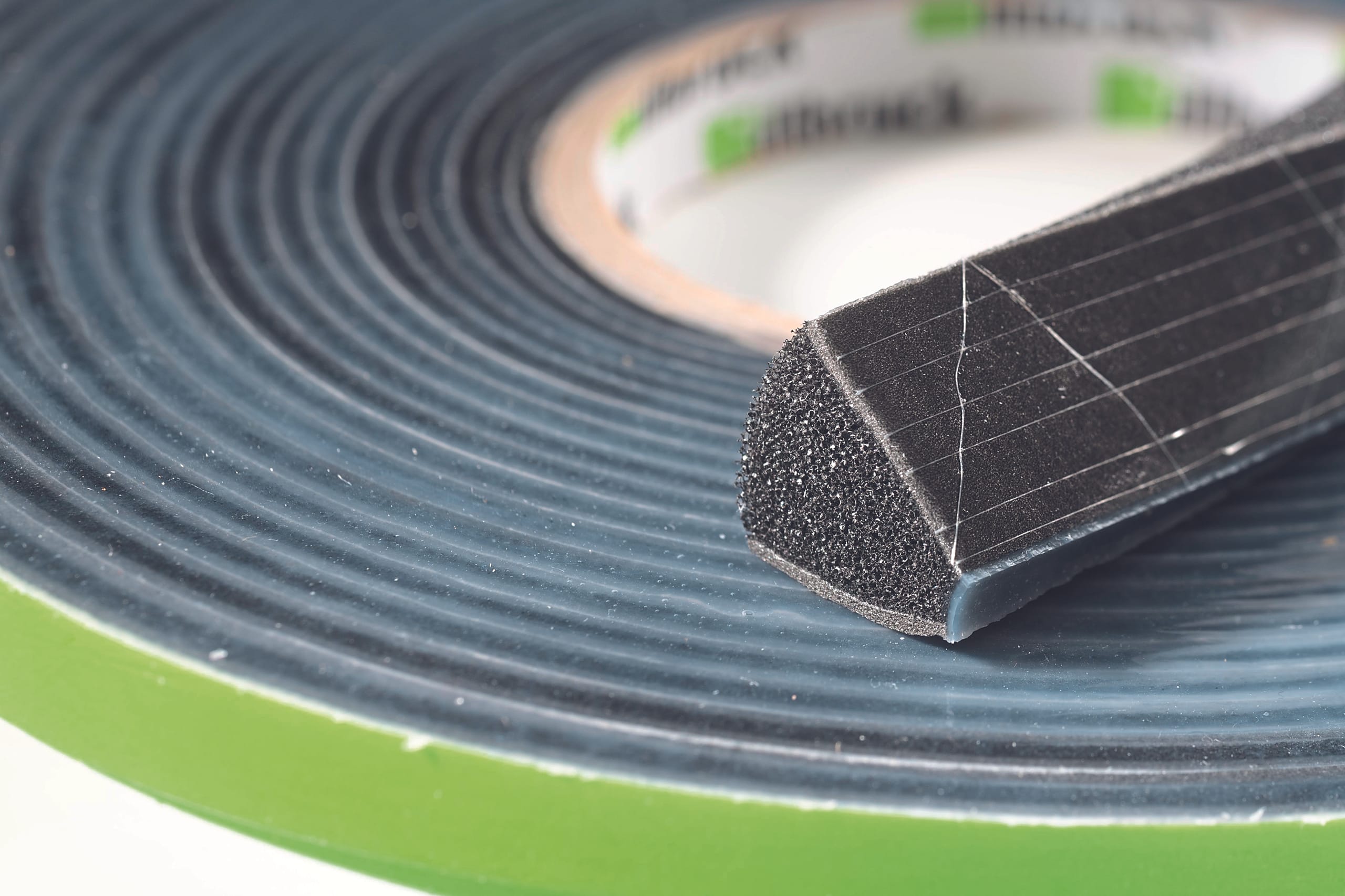 Tremco CPG/Illbruck: Hightech macht die Fuge dicht