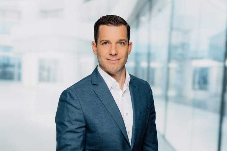 Als Vice President Commercial Germany ist Tobias Pfoh für das in Deutschland vertriebene Produktsortiment der Dovista-Gruppe zuständig. Dazu gehört auch die Marke Weru.