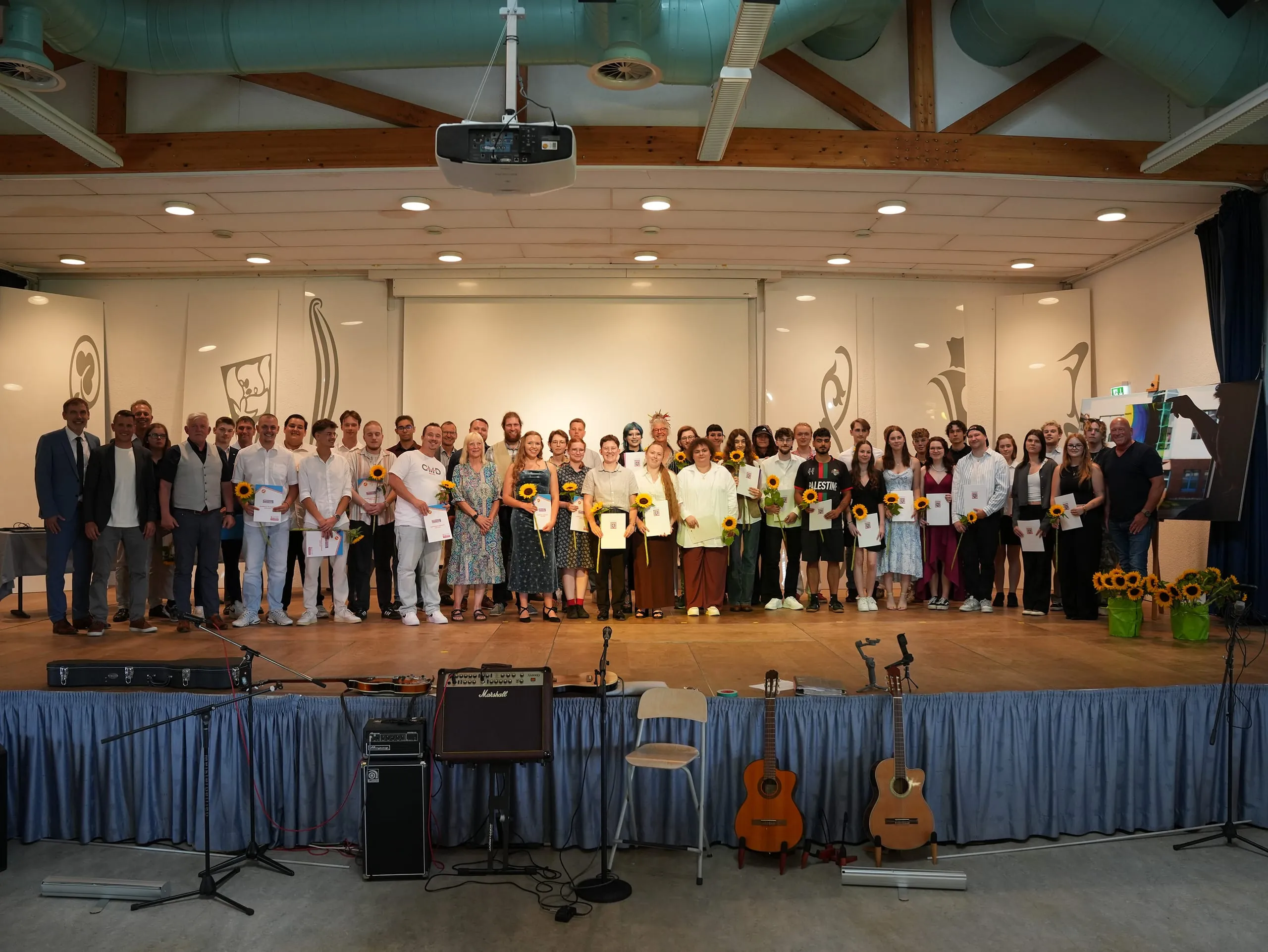 Glasfachschule Hadamar verabschiedet Nachwuchs in die Berufswelt