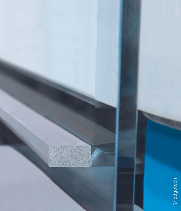 Immer häufiger wird der Super Spacer in der Farbe Grau spezifiziert.